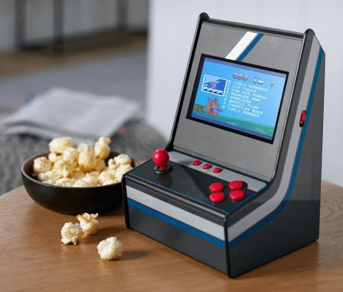 Rövid ideig újra kapható a mini retro játékgép a Tchibo webáruházban